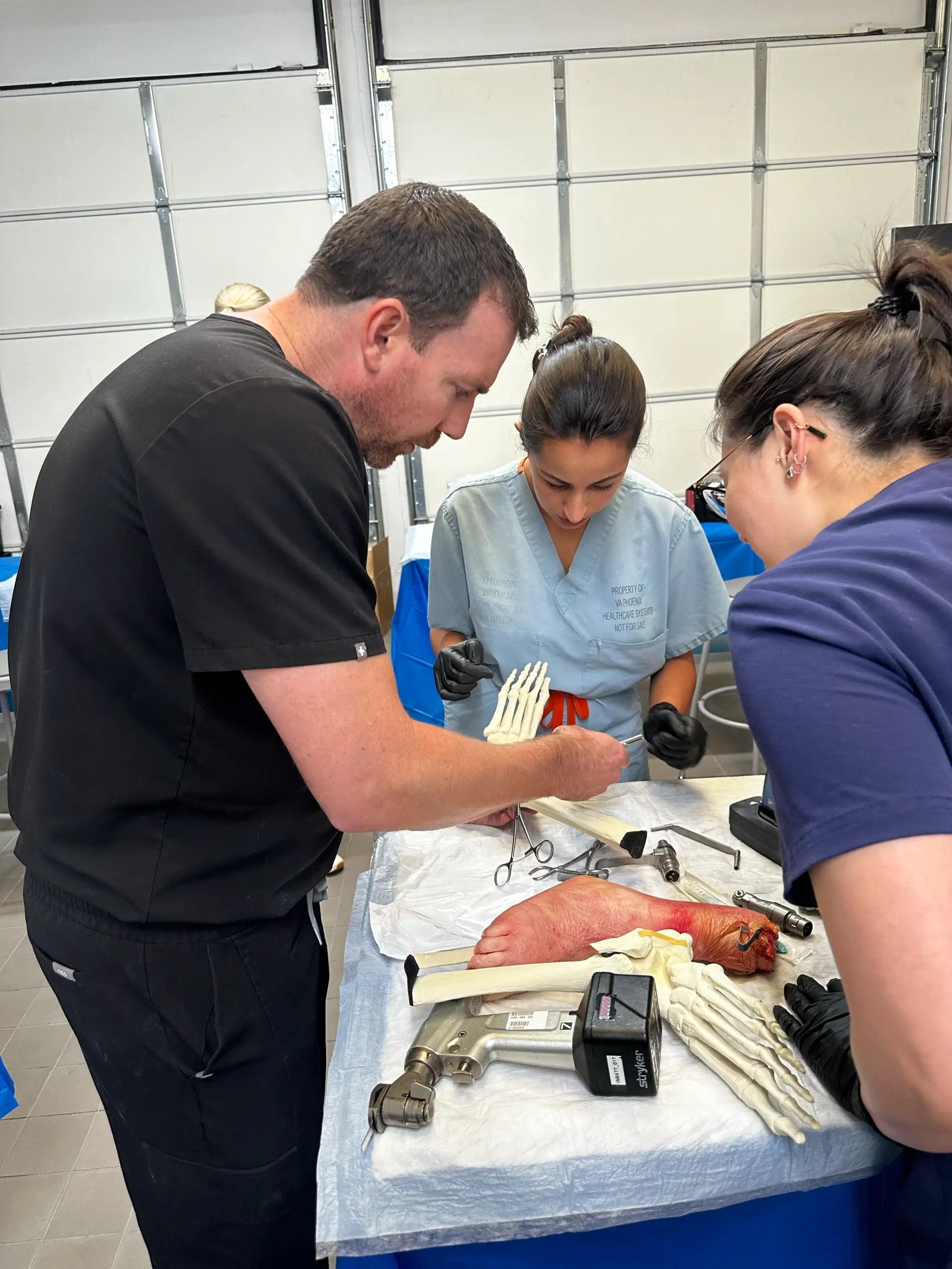 33DC3C86-BB3C-4FA2-B0C0-90EA3217332B