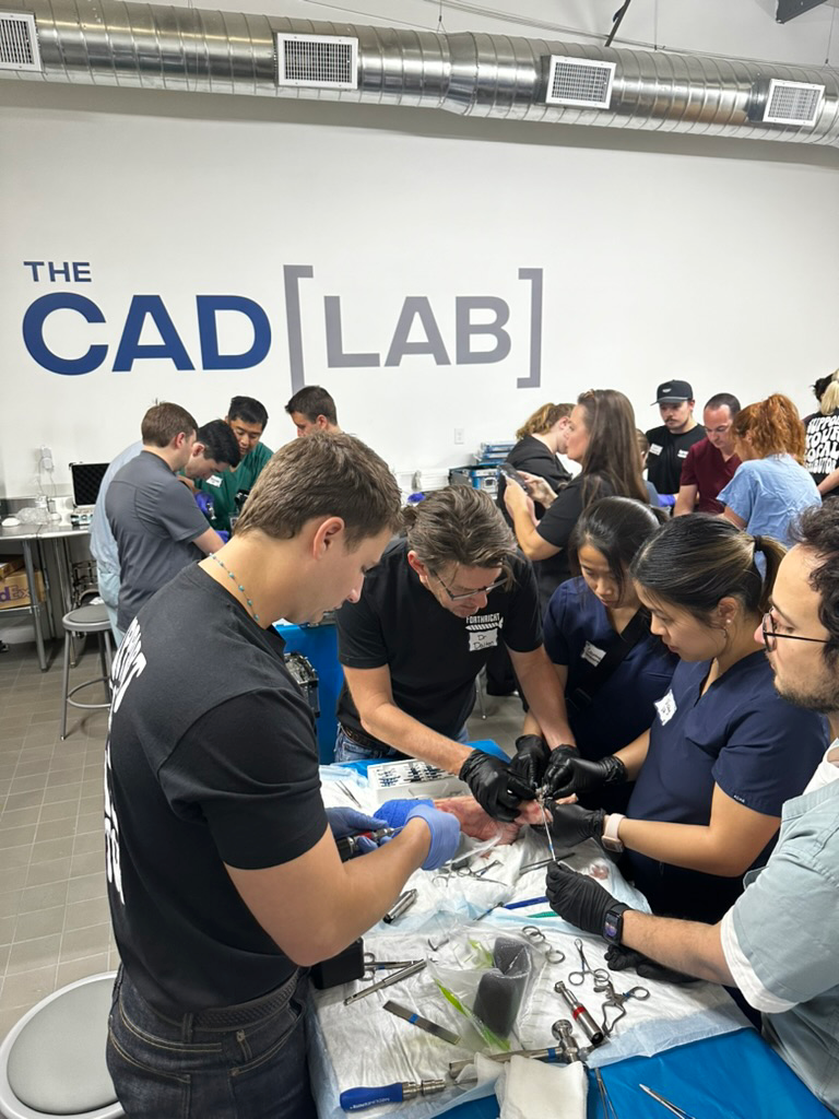 6E7D8B91-AEE8-429E-95ED-B340FFD14A40_1_105_c