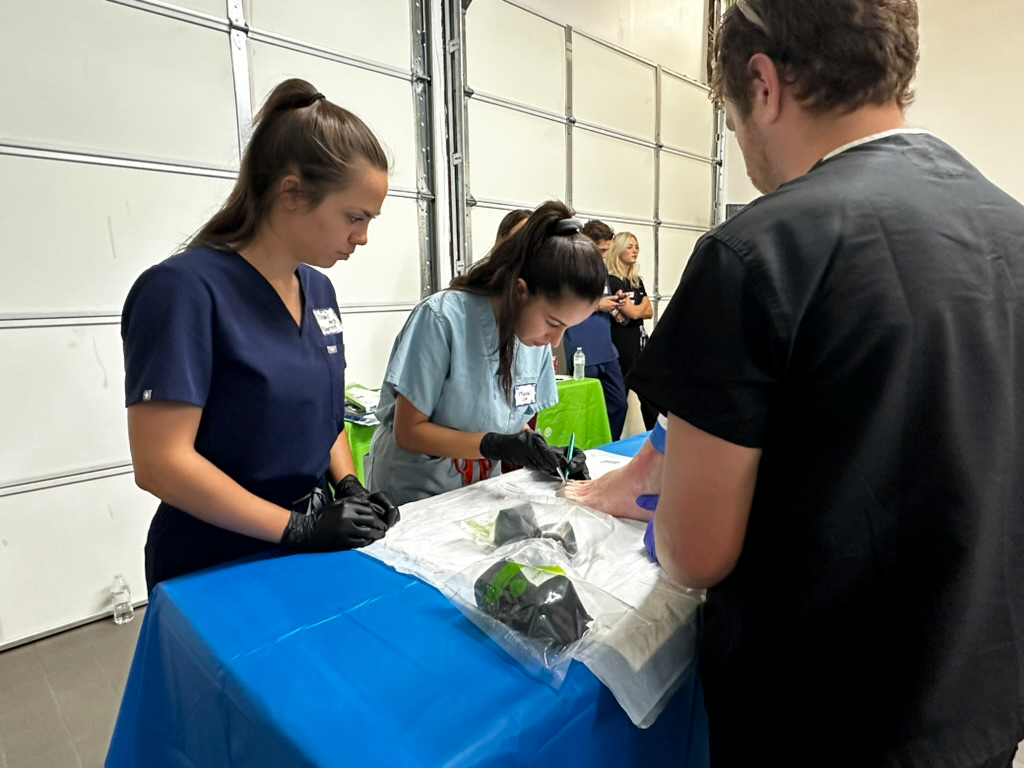 BAAC8FD7-AE18-4E89-9EDF-2D5D9775772F_1_105_c