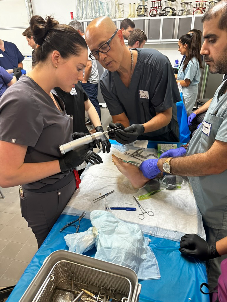 F2CC073B-B4BF-48DD-85BC-9C25C50445B3_1_105_c