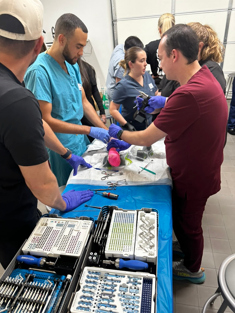 F95D819F-8D5E-41D9-AE20-C2E329BE4416_1_105_c